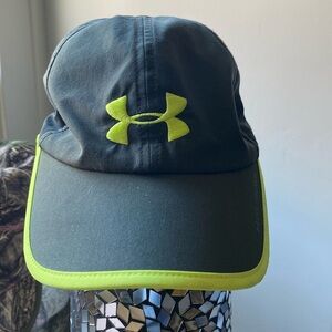 Under Armour Ball Cap Hat Womens OS Grey  Green Velcro back Sporty activewear